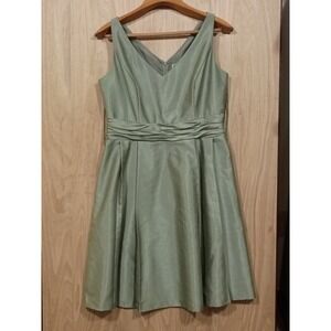 Jessica Howard‎ A-Line Muted Green Dress For Any Special Occasion Size 14.